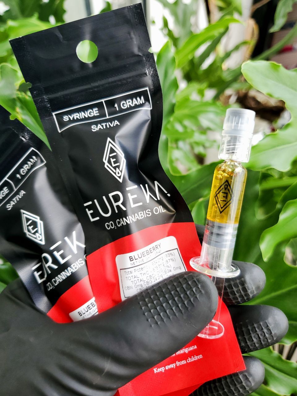 Eureka Vapor Sativa Blueberry 93%  Premium Cannabis THC FUNJUICE.VN / Vape Tinh Dau oil CBD THC HCM Vietnam